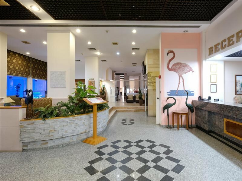 Фото Flamingo Beach Hotel