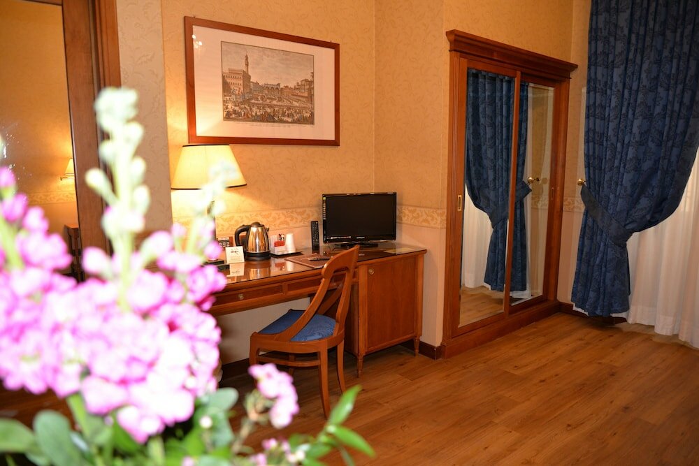 Фото Strozzi Palace Hotel