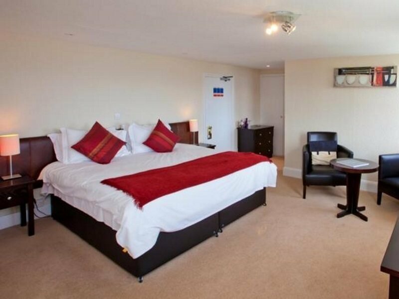 Фото La Fregate Hotel