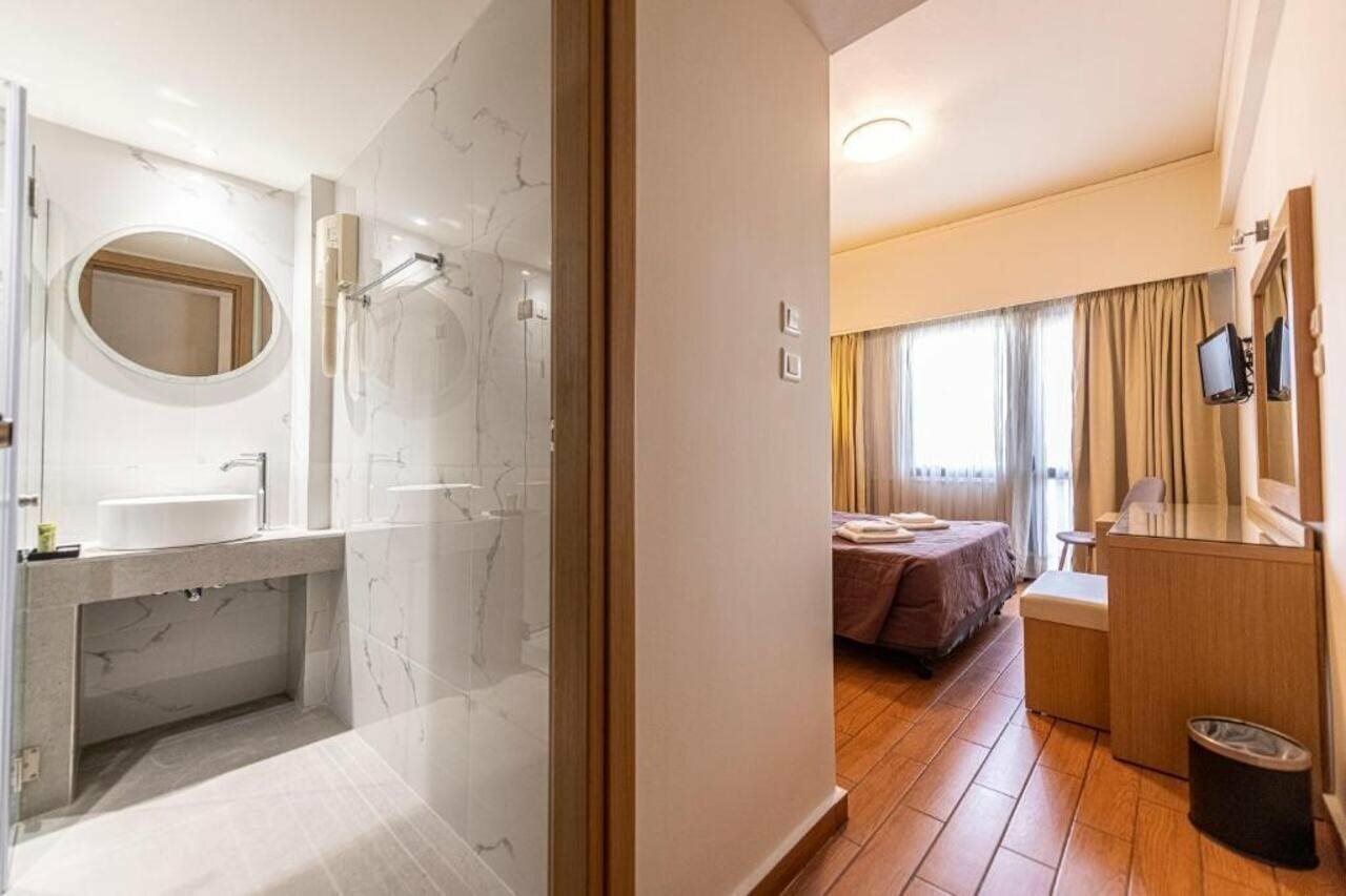 Фото Parnon Hotel