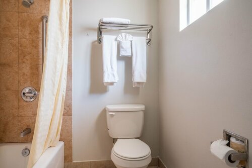 Гостиница Solaire Inn & Suites в Санта-Марии