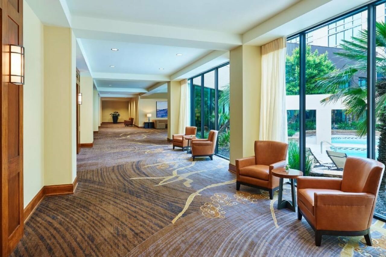 Фото DoubleTree by Hilton San Antonio Airport
