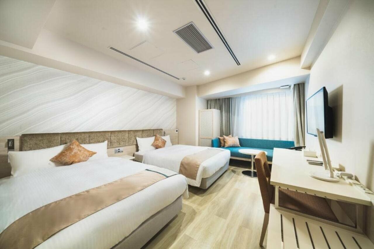 Фото Rembrandt Style Naha