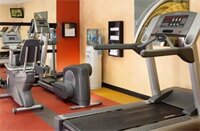 Фото Courtyard by Marriott Newark Liberty International Airport