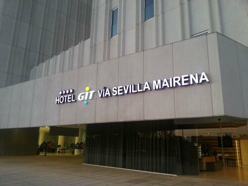 Гостиница Hotel Yit Vía Sevilla Mairena