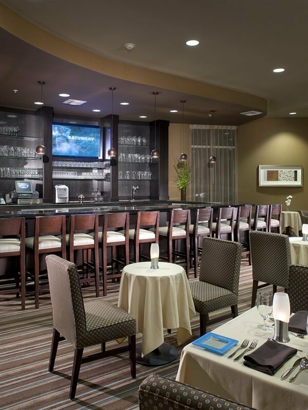 Фото Holiday Inn Ontario Airport, an Ihg Hotel