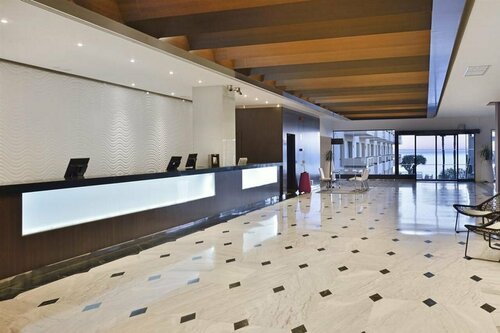 Внешний вид отеля Hotel Ocean House Costa del Sol в Торремолиносе, фото 5