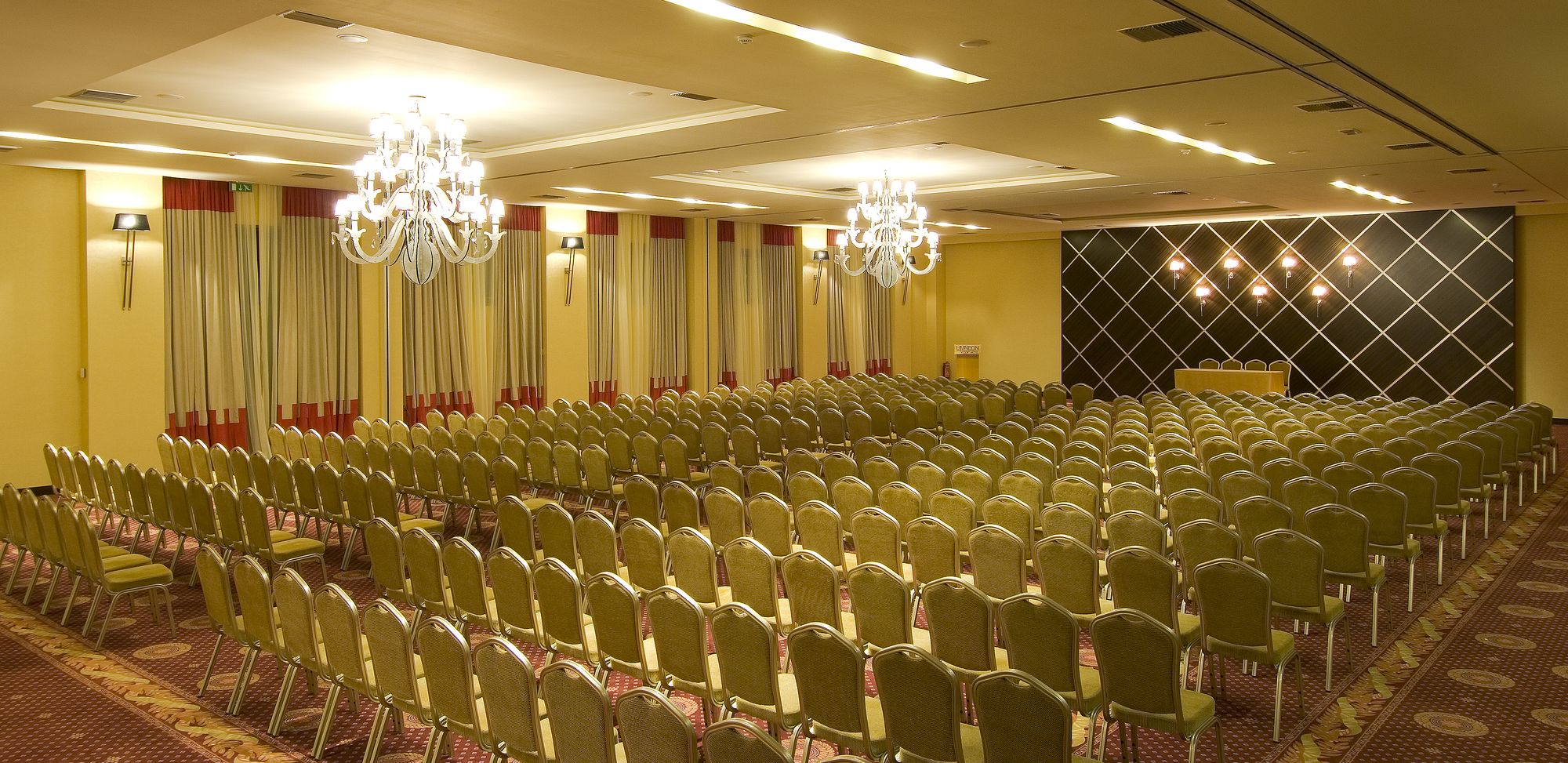 Фото Limneon Resort & SPA