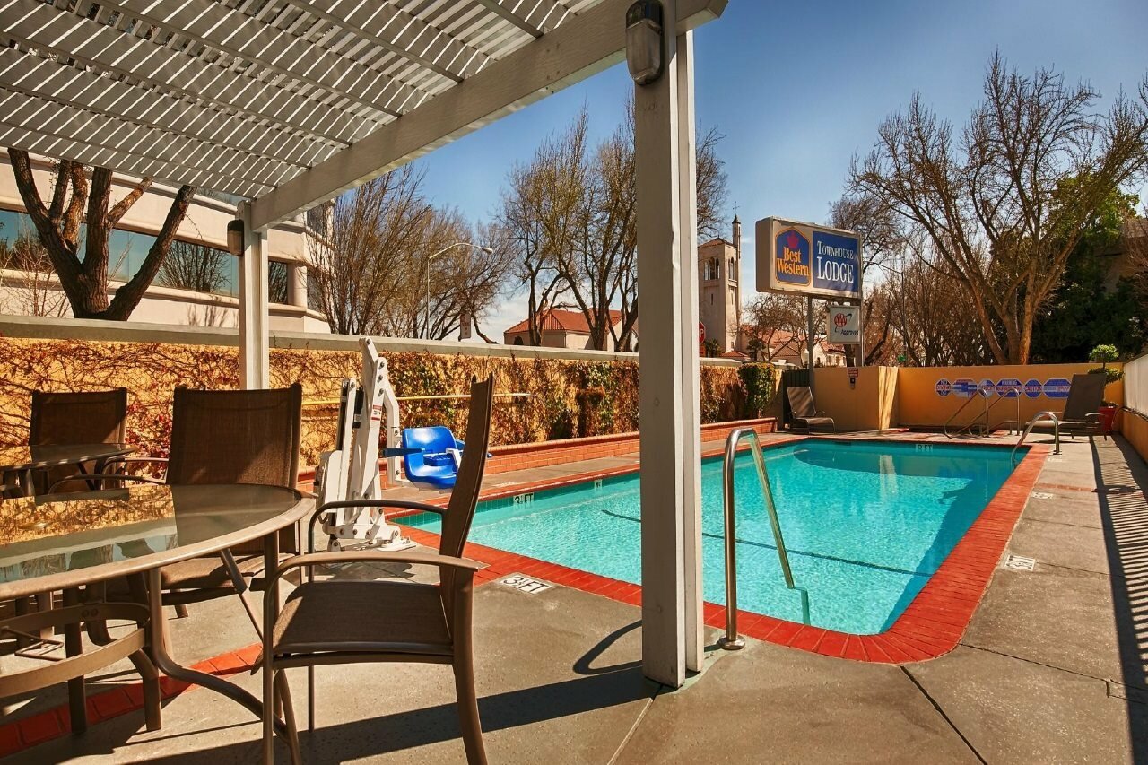 Фото Best Western Town House Lodge