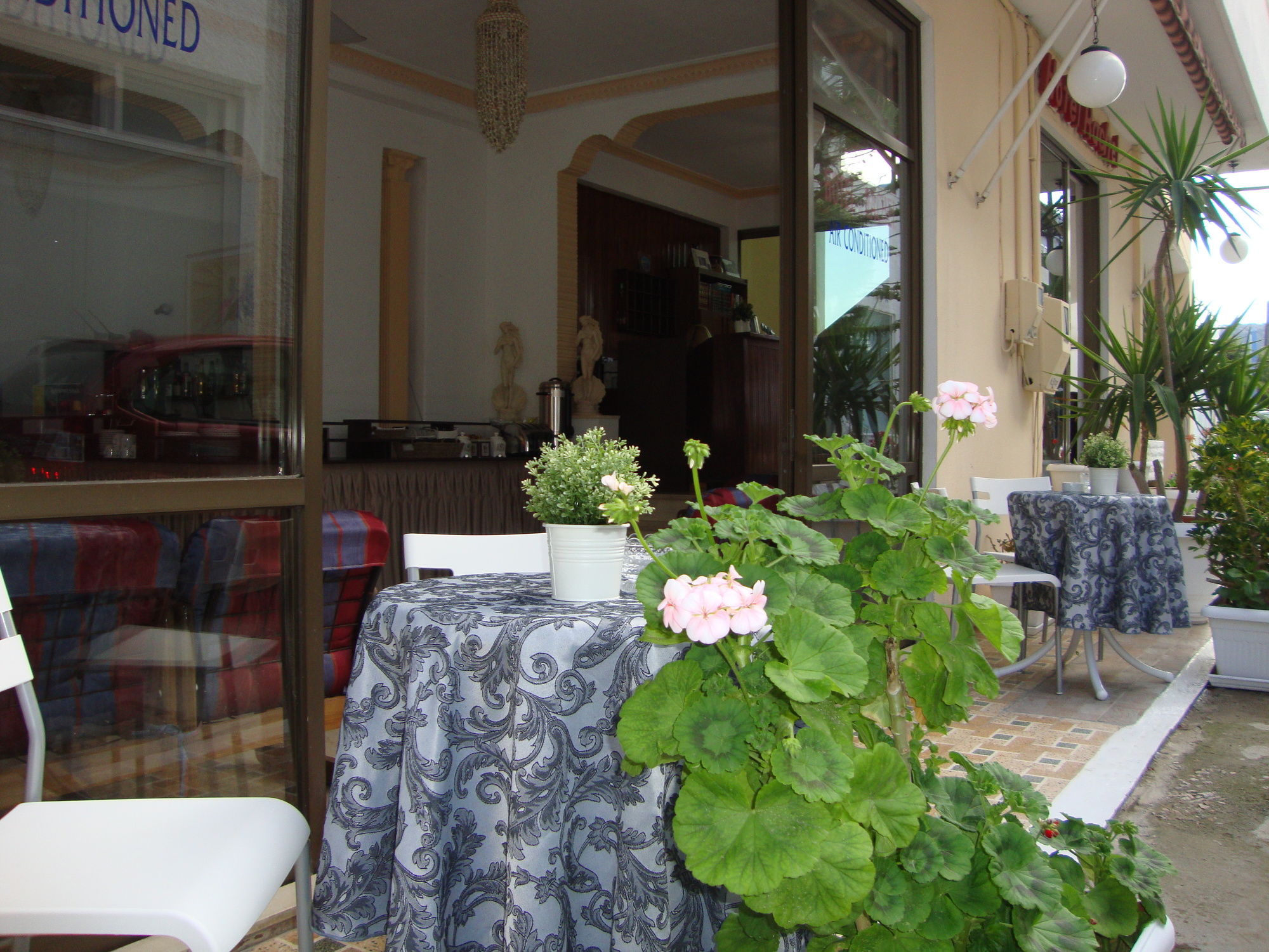 Фото Hotel Rachel