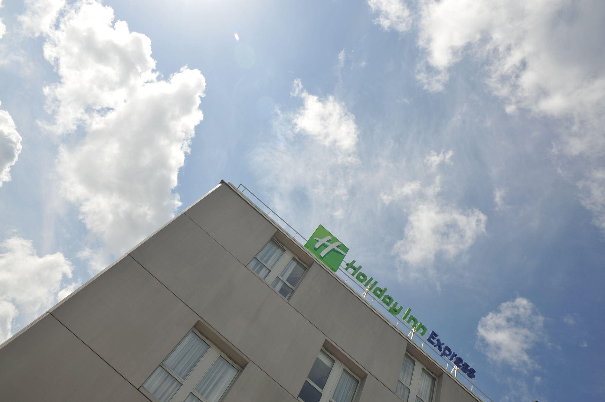 Фото Holiday Inn Express Saint-Nazaire
