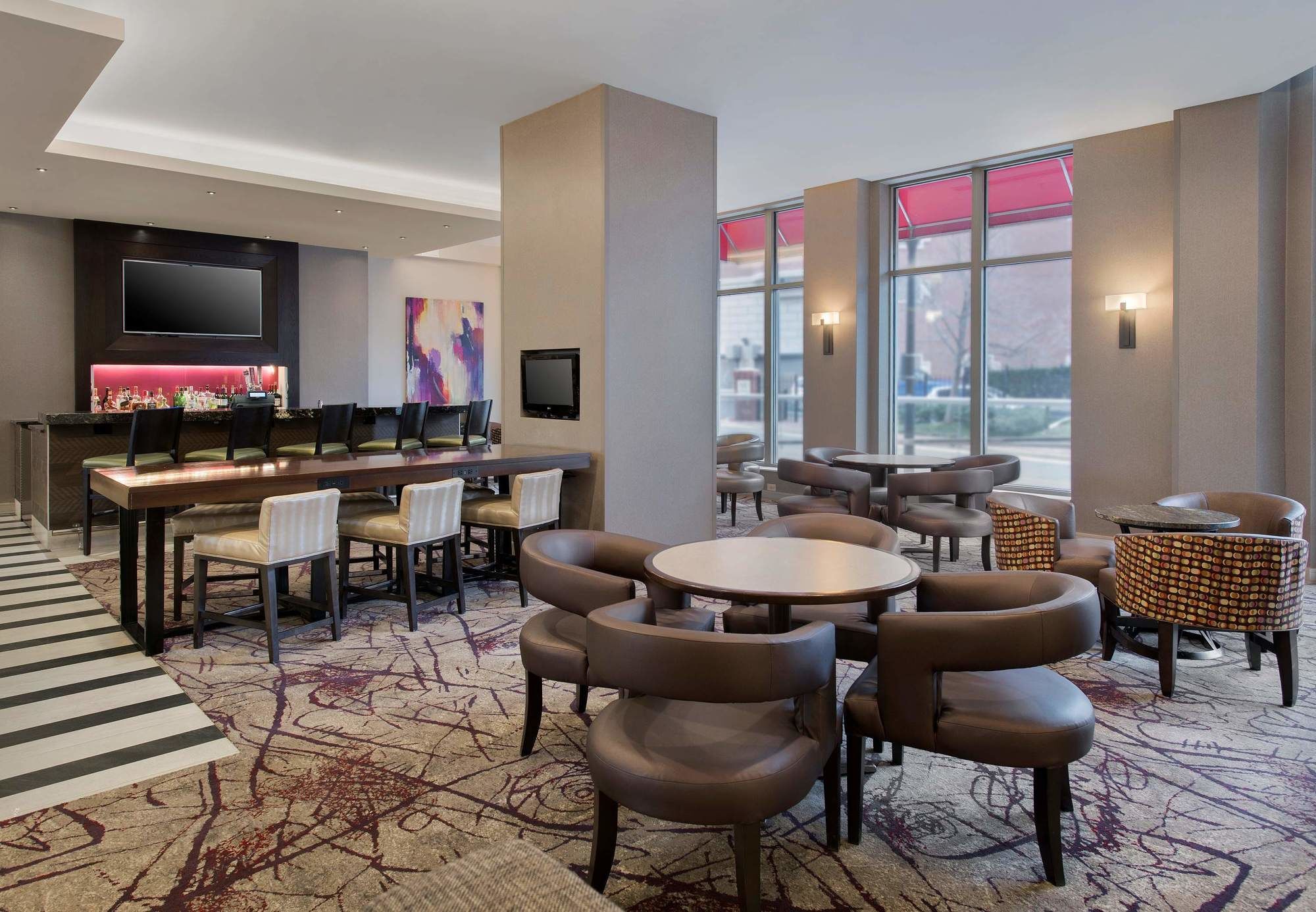 Фото Residence Inn Alexandria Old Town South at Carlyle