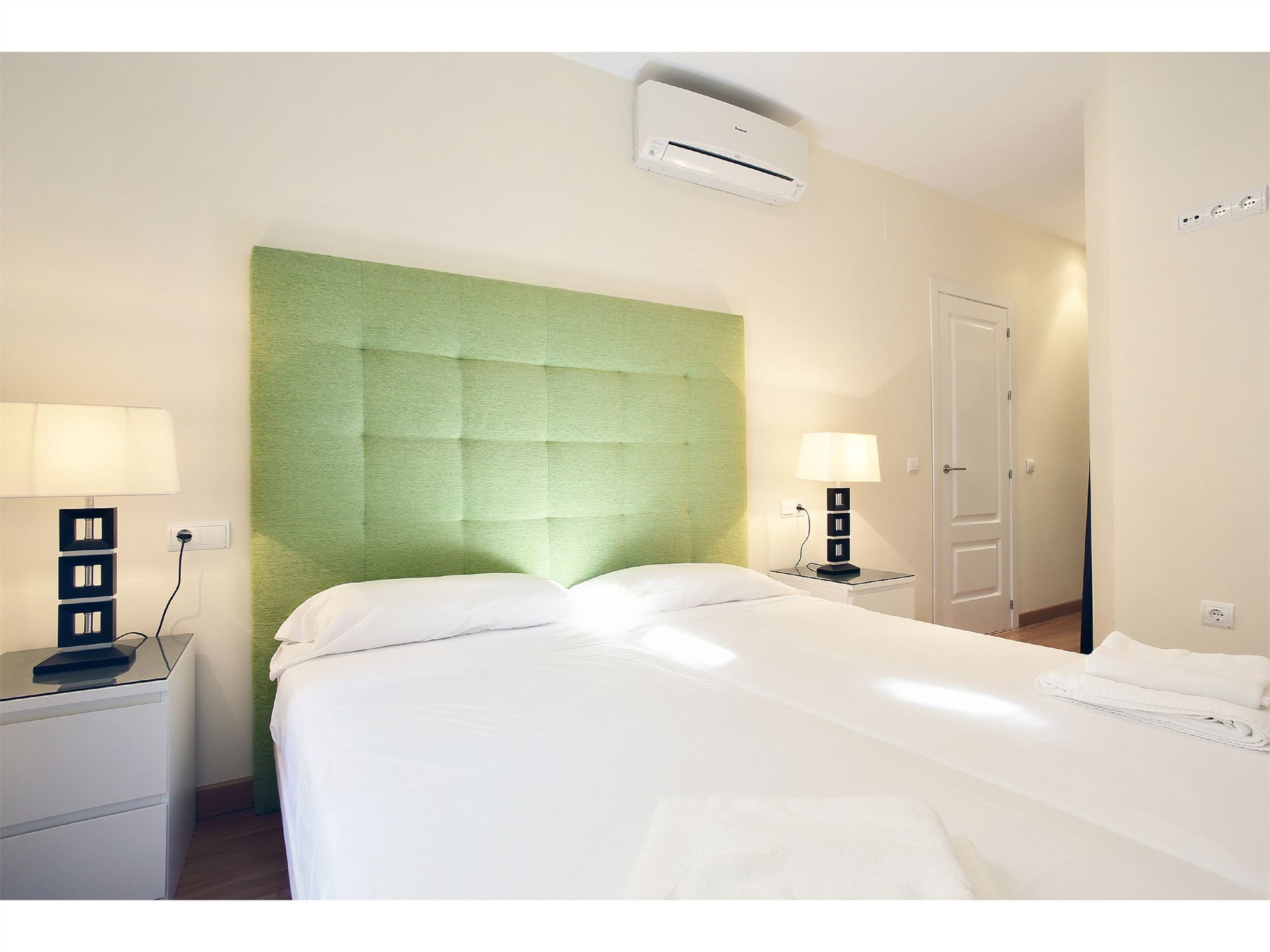 Фото Apartamentos Unisierra