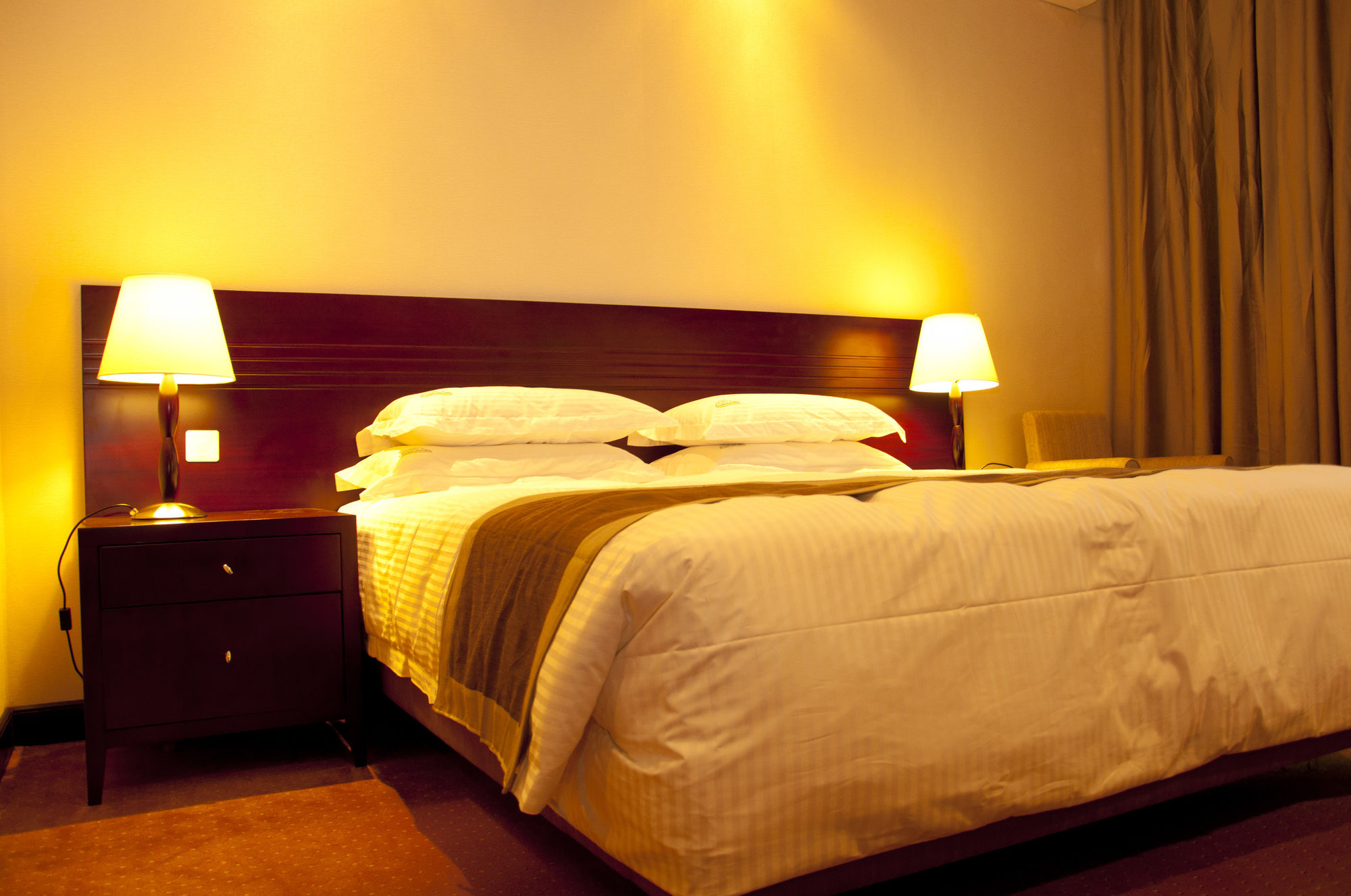 Фото Gorillas Golf Hotel