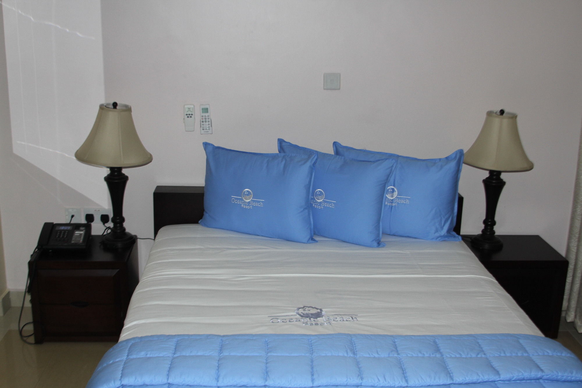 Фото Oceanic Resort