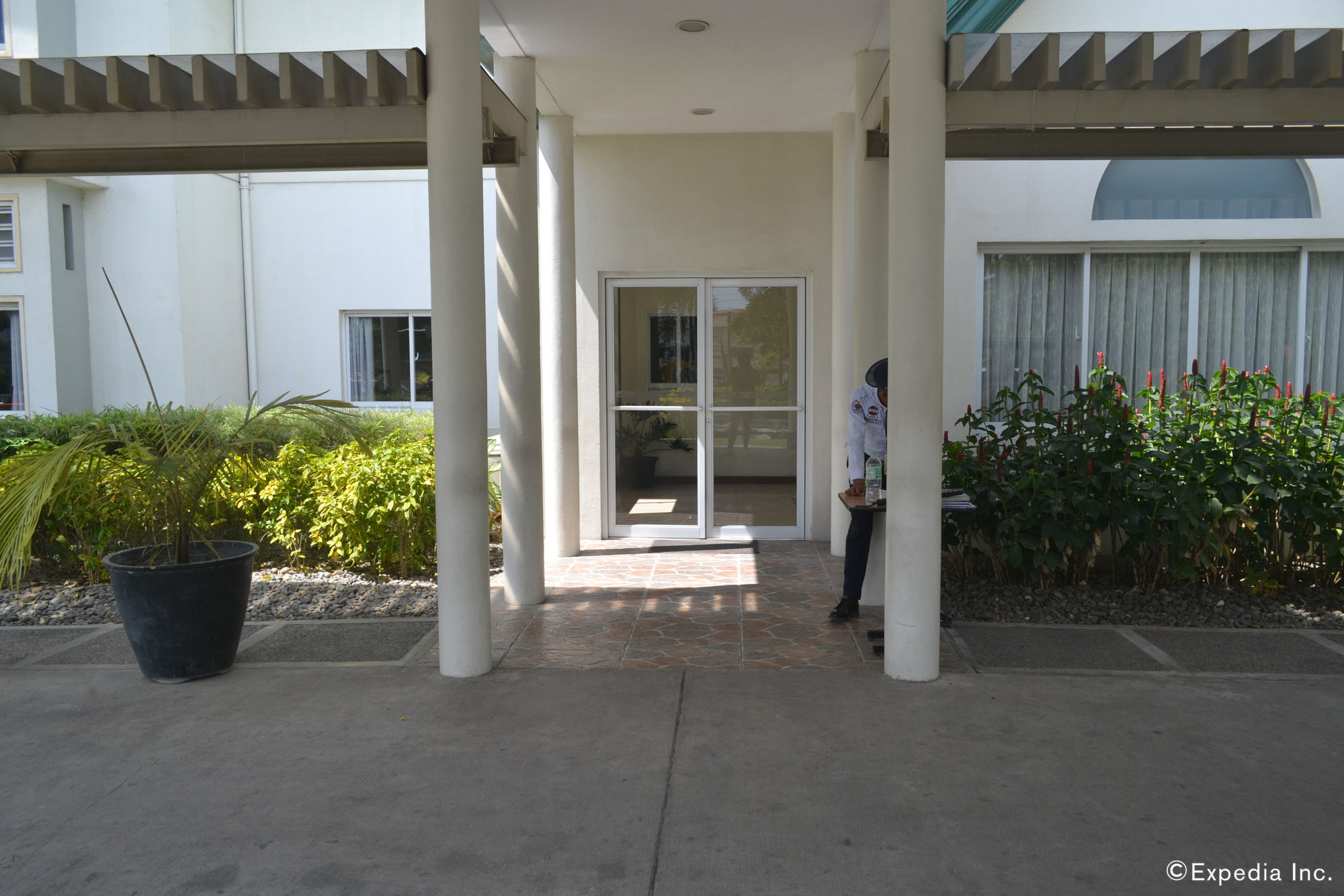 Фото Microtel by Wyndham General Santos