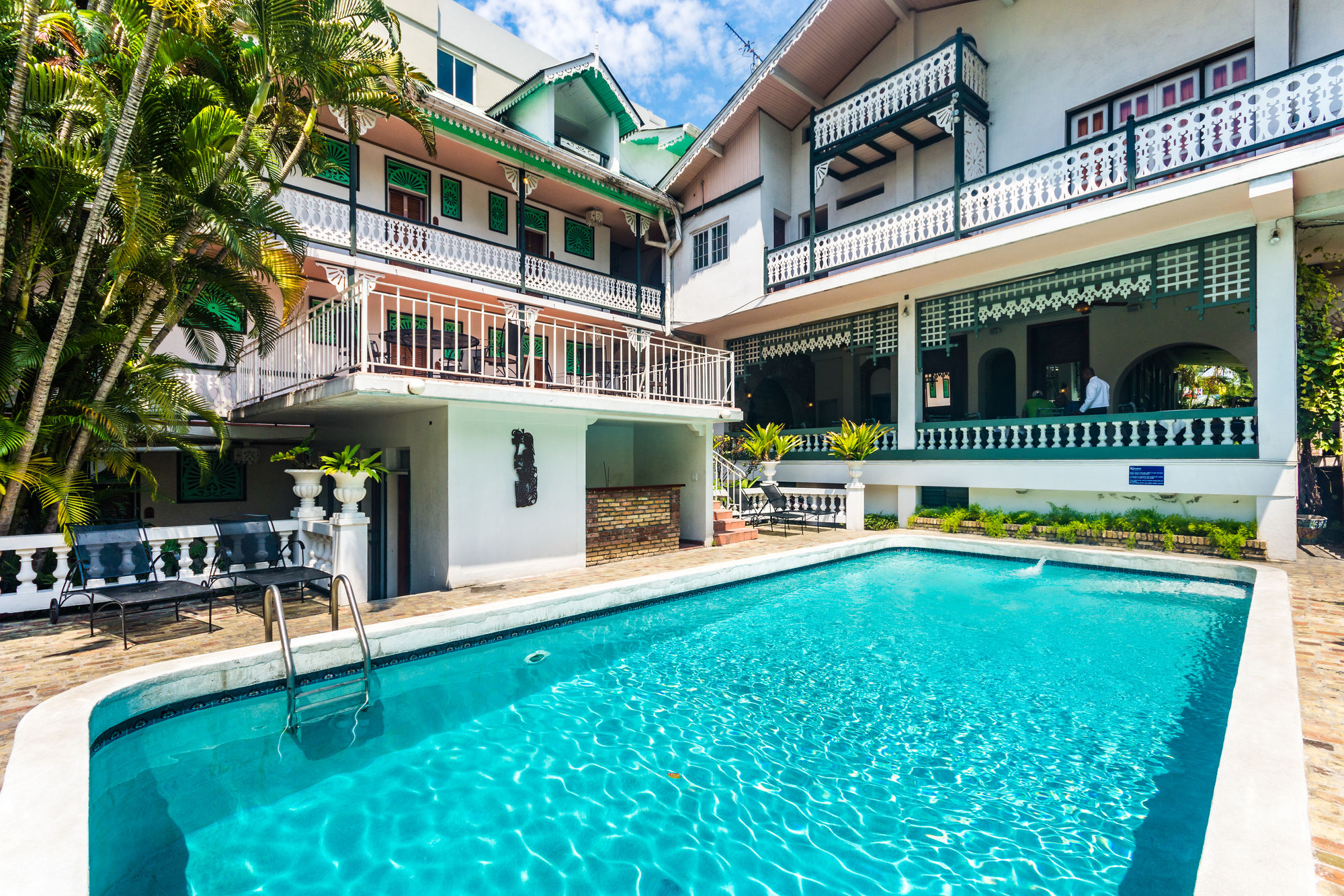 Фото Kinam Hotel