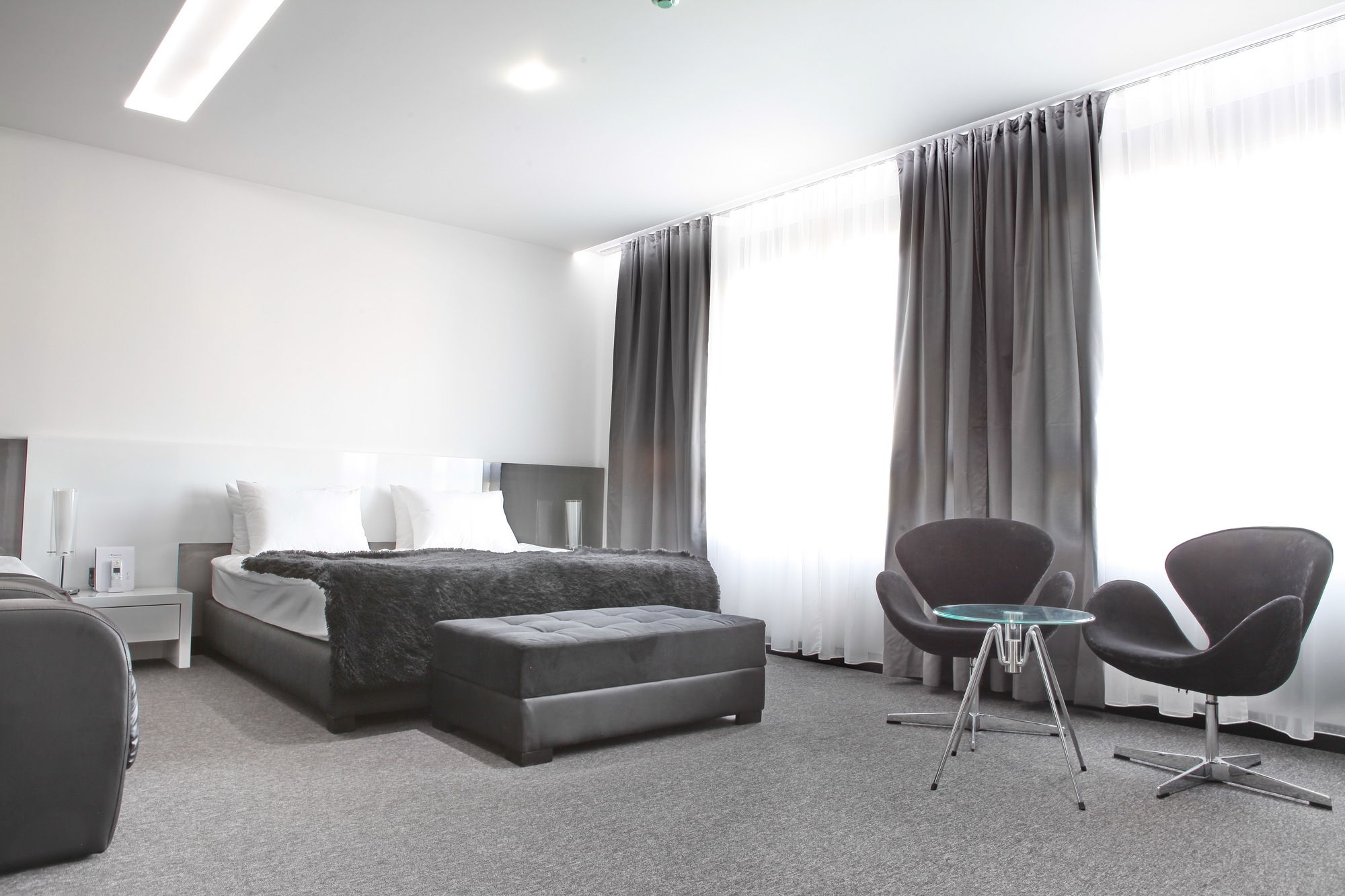 Фото Nova City Signature Collection Hotel