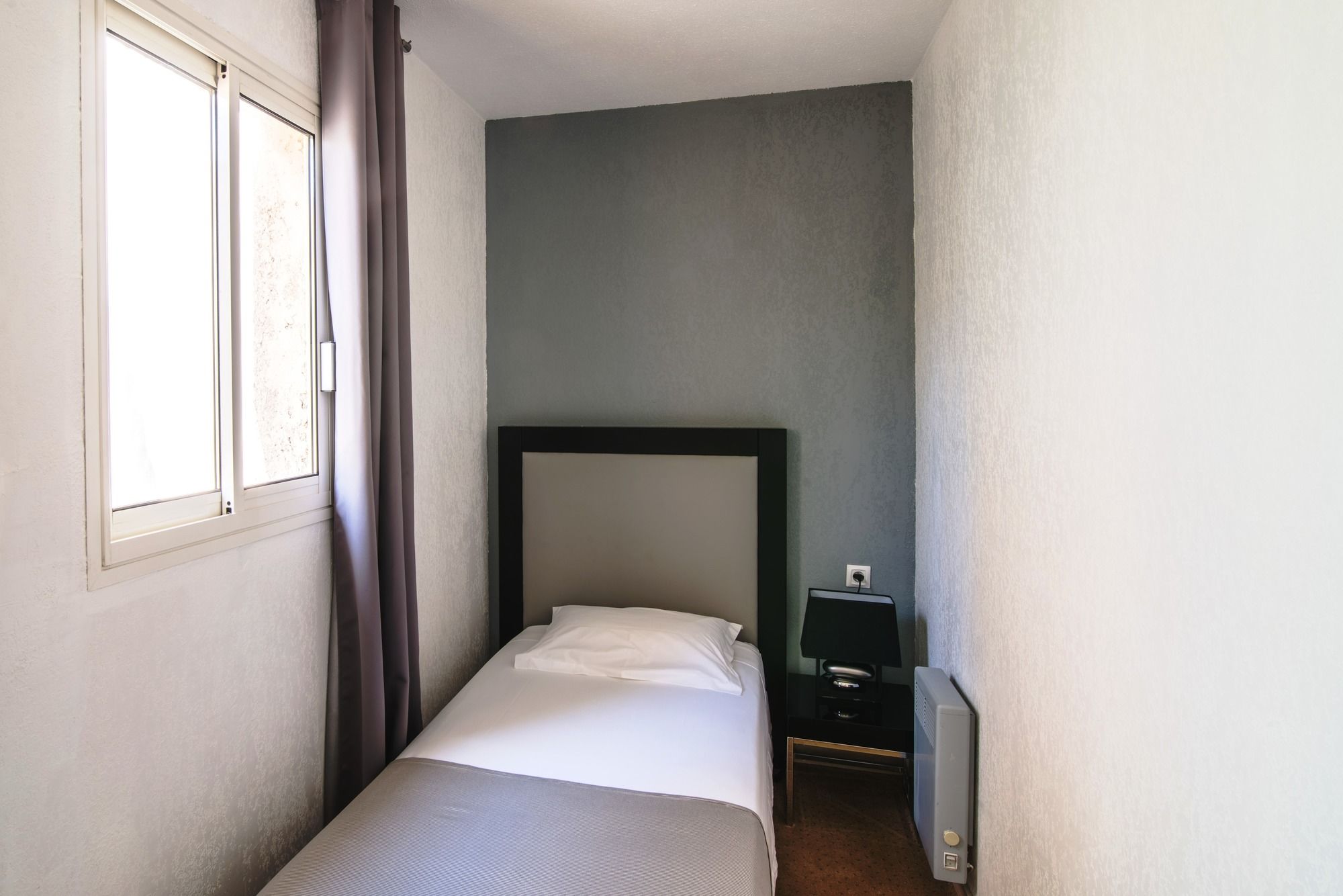 Фото Hotel Mariana