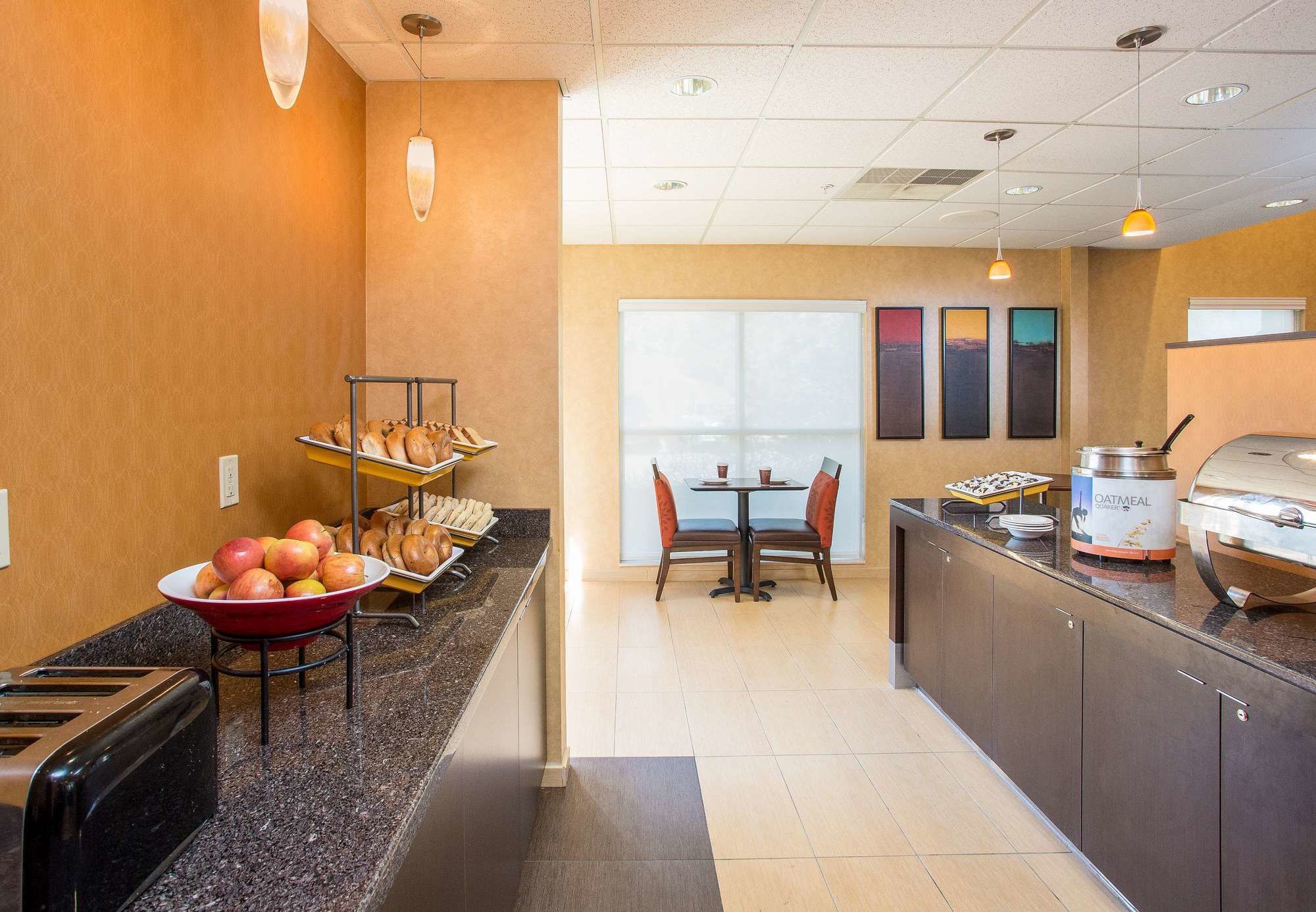 Фото Residence Inn by Marriott Topeka