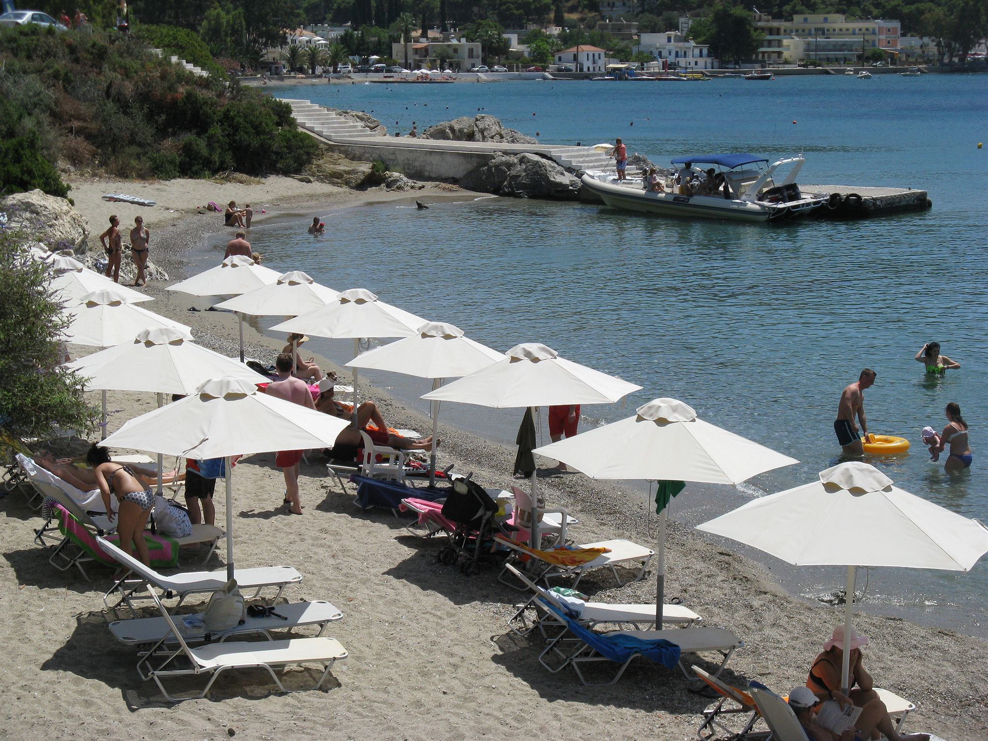 Фото Golden View Beach Hotel