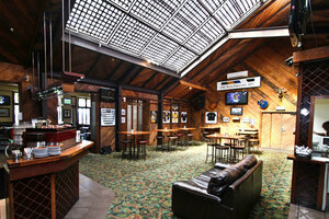 Гостиница The Cambridge Hotel