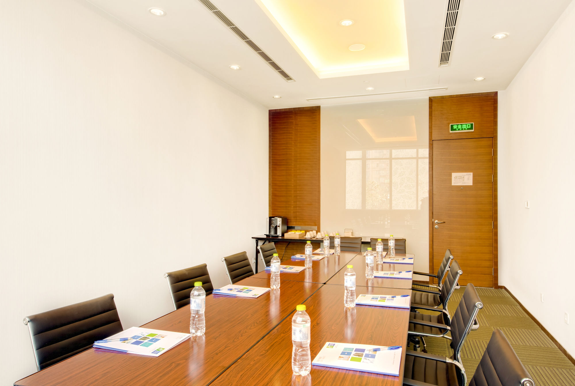 Фото Holiday Inn Express Shanghai Jinsha