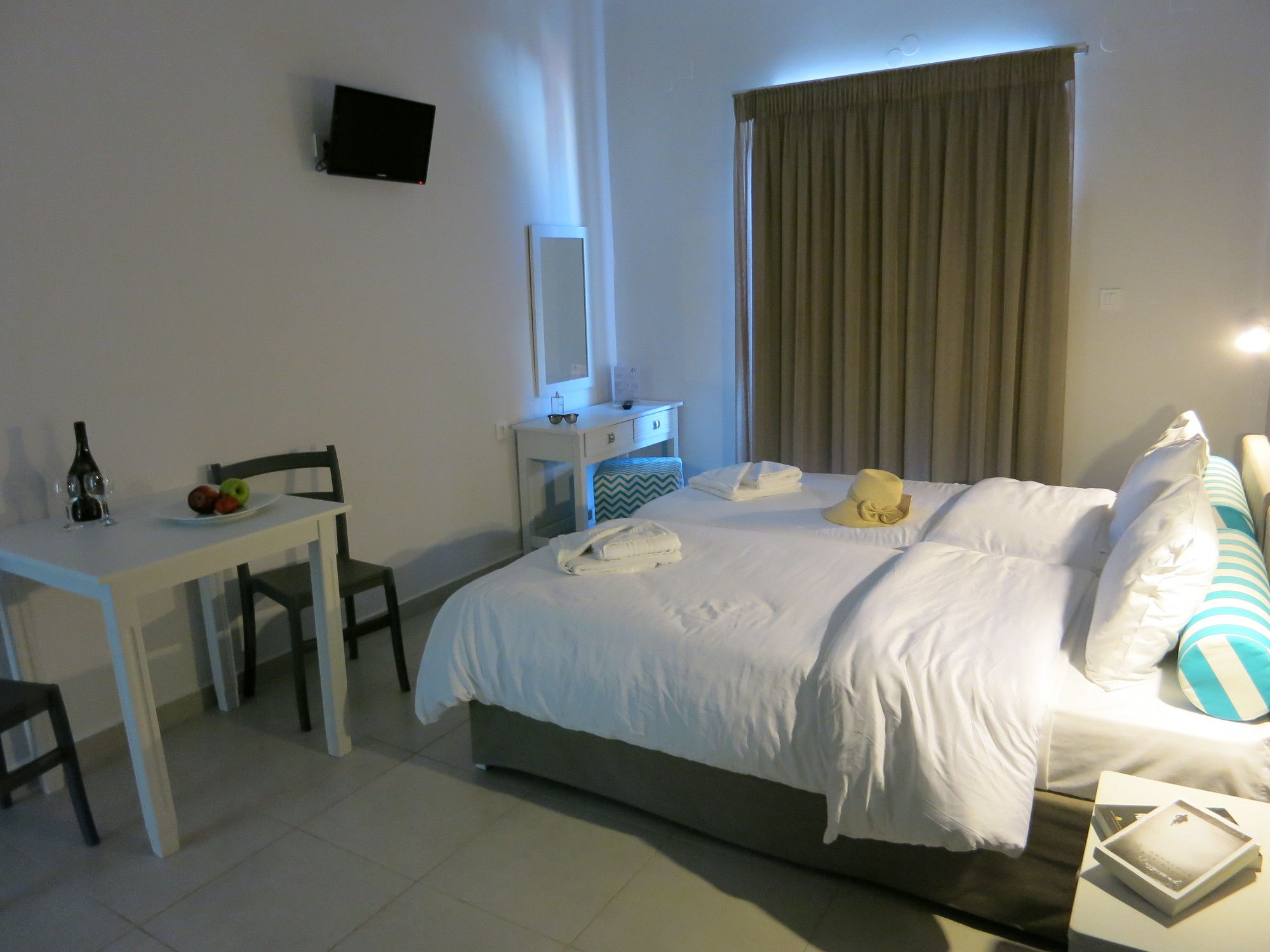 Фото Amaryllis Hotel Apartments