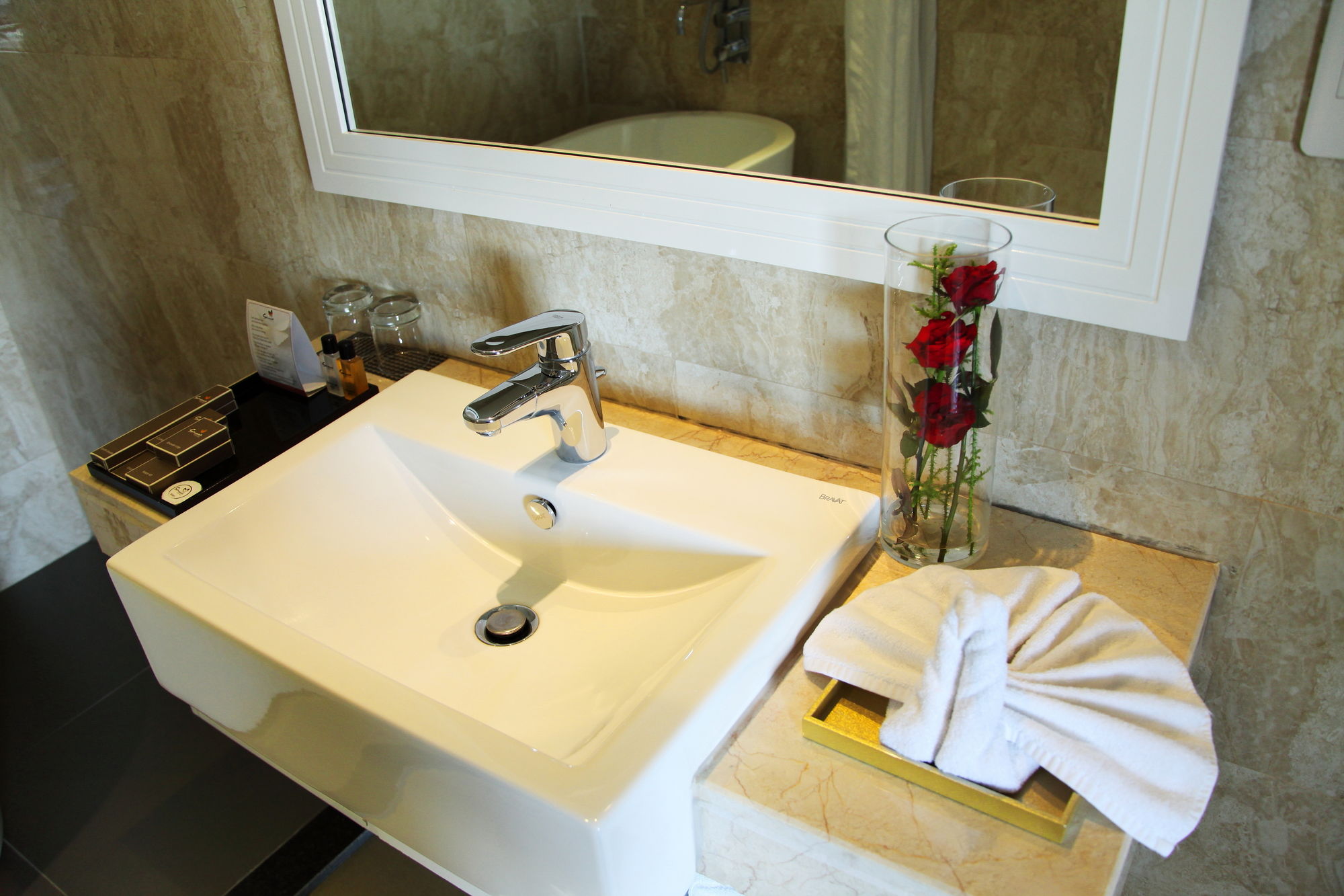 Фото Отель Sanouva Danang