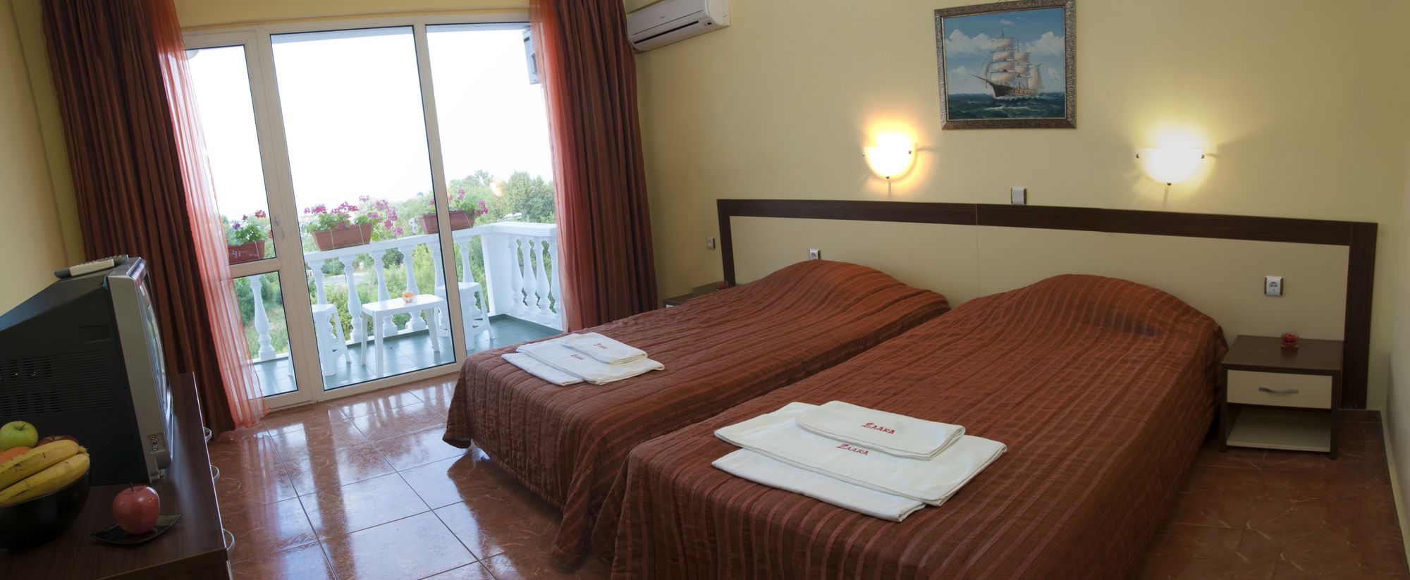 Фото Hotel Zaara