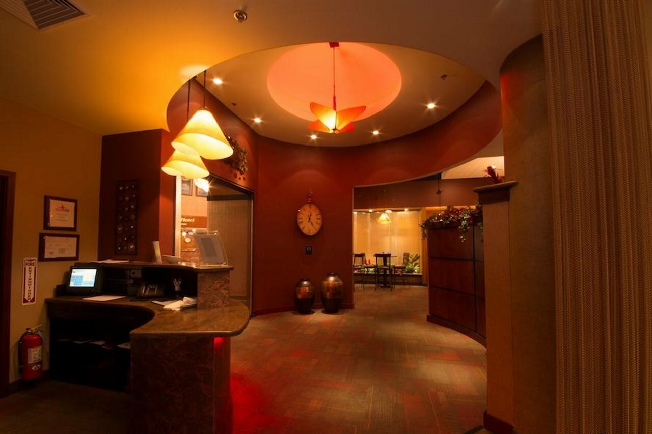 Фото Clarion Hotel Philadelphia International Airport