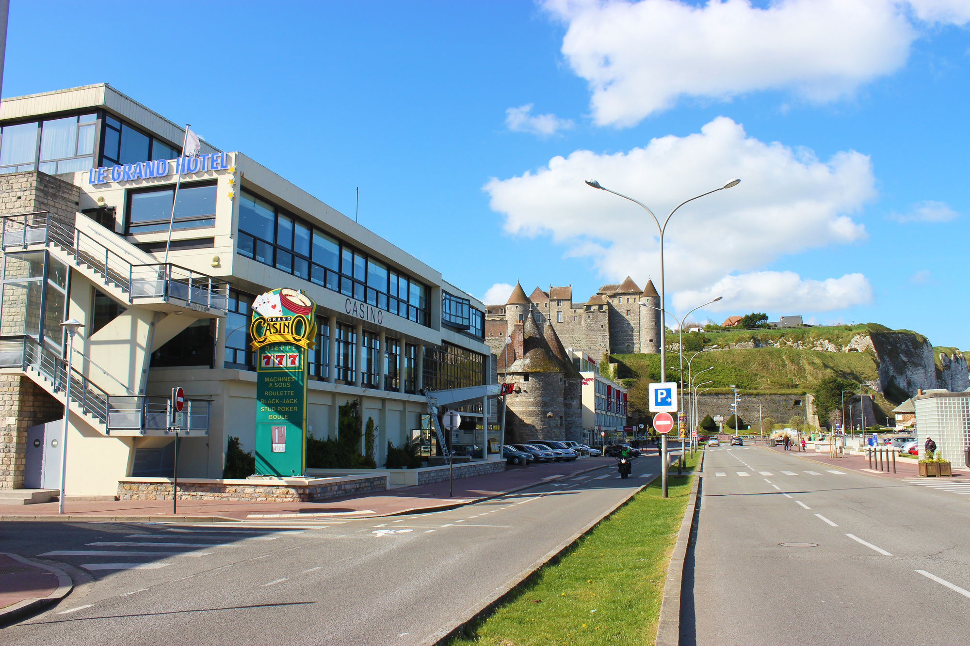 Фото отеля 2