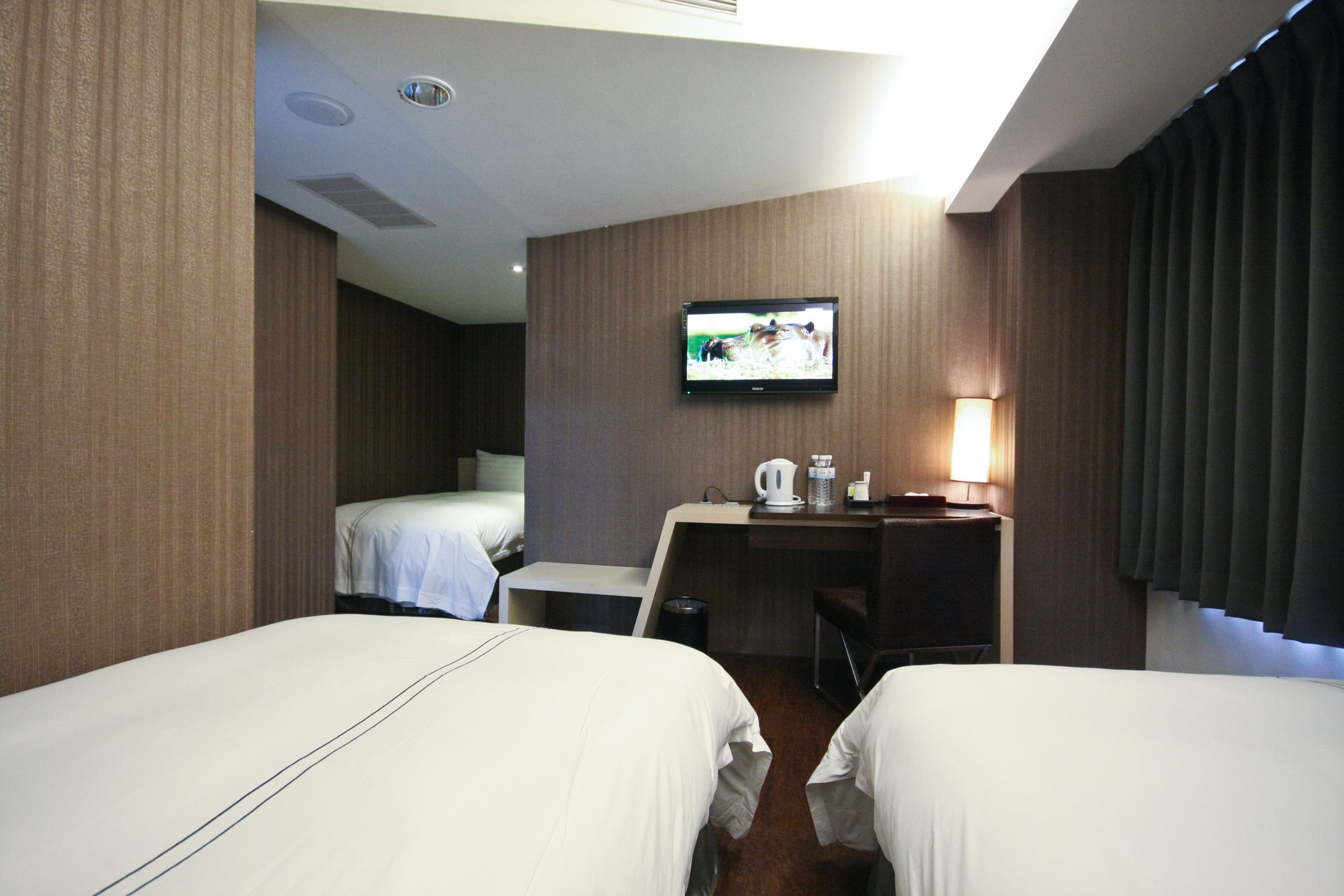 Фото Sparrow Hotel