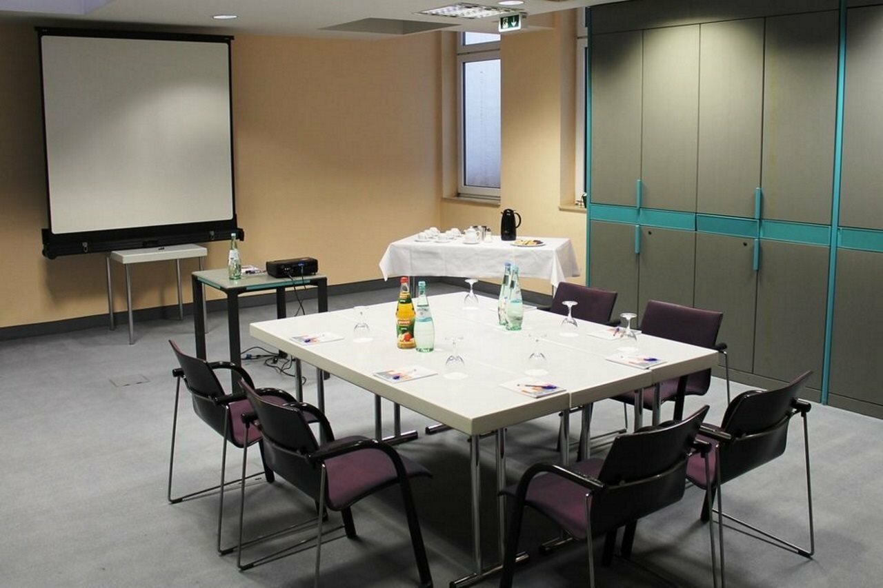 Фото Mercure Hotel Stuttgart Zuffenhausen