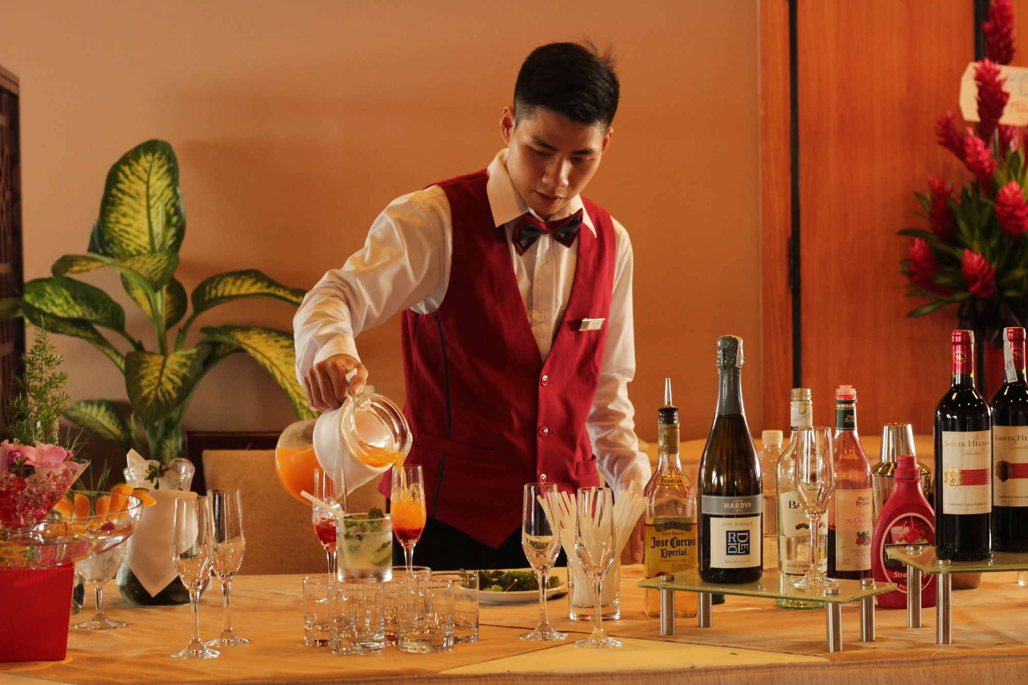 Фото Saigon Hotel