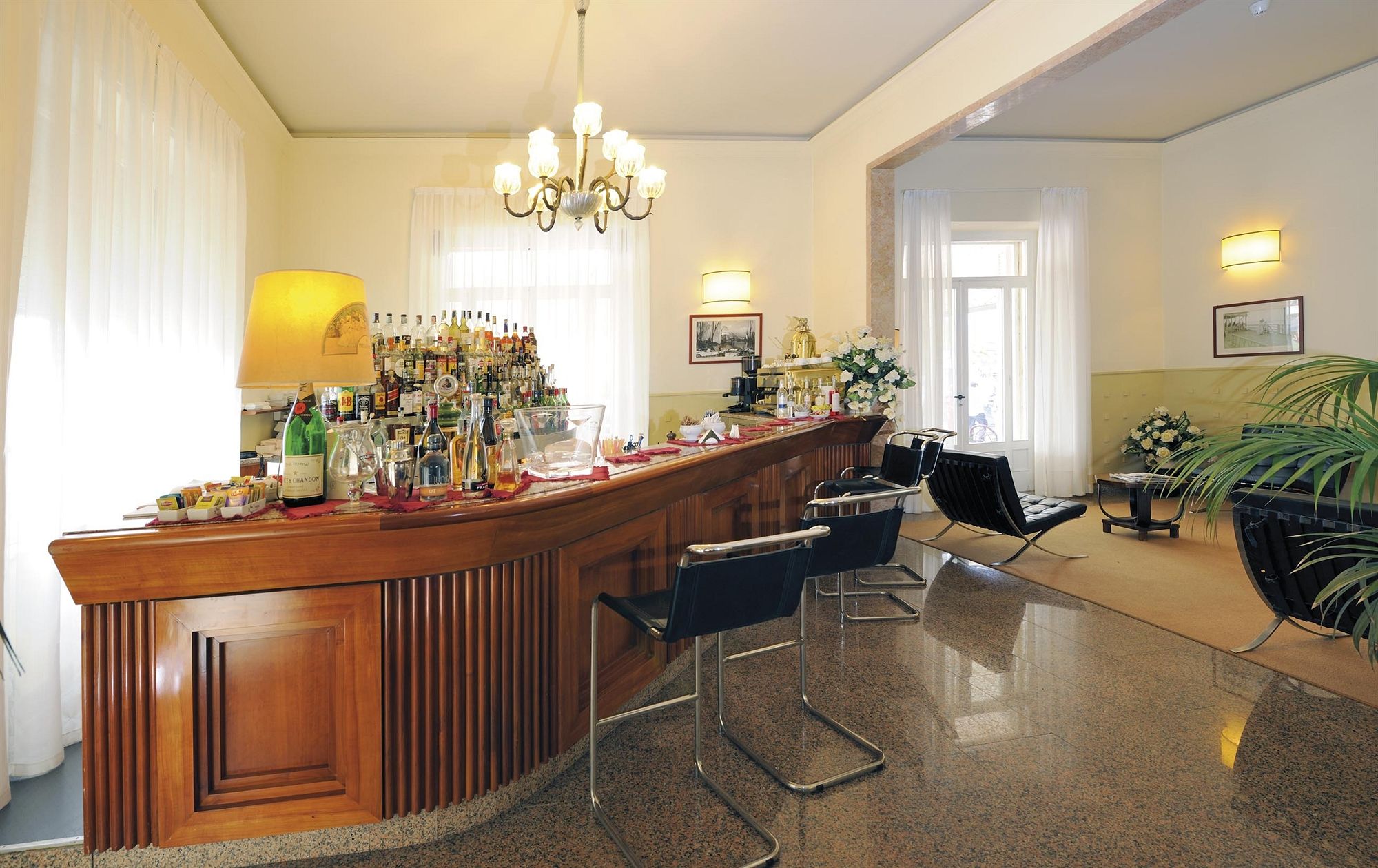 Фото Grand Hotel & Riviera