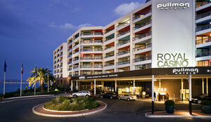 Pullman Cannes Mandelieu (Provence-Alpes-Côte d'Azur, Alpes-Maritimes, Arrondissement de Grasse, Mandelieu-la-Napoule, Avenue du Général de Gaulle), hotel