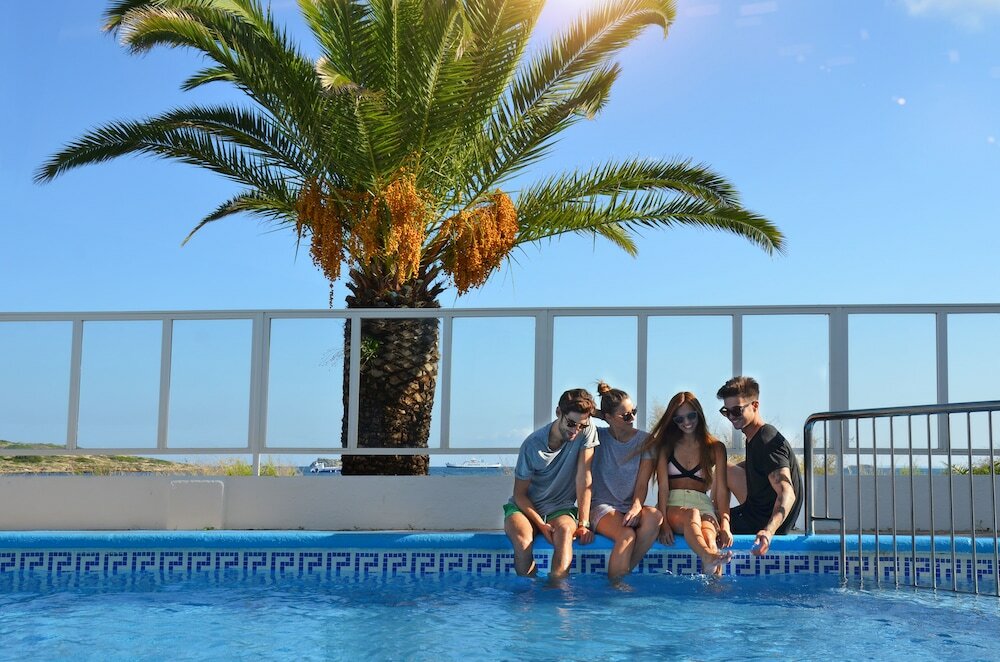 Фото отеля 3