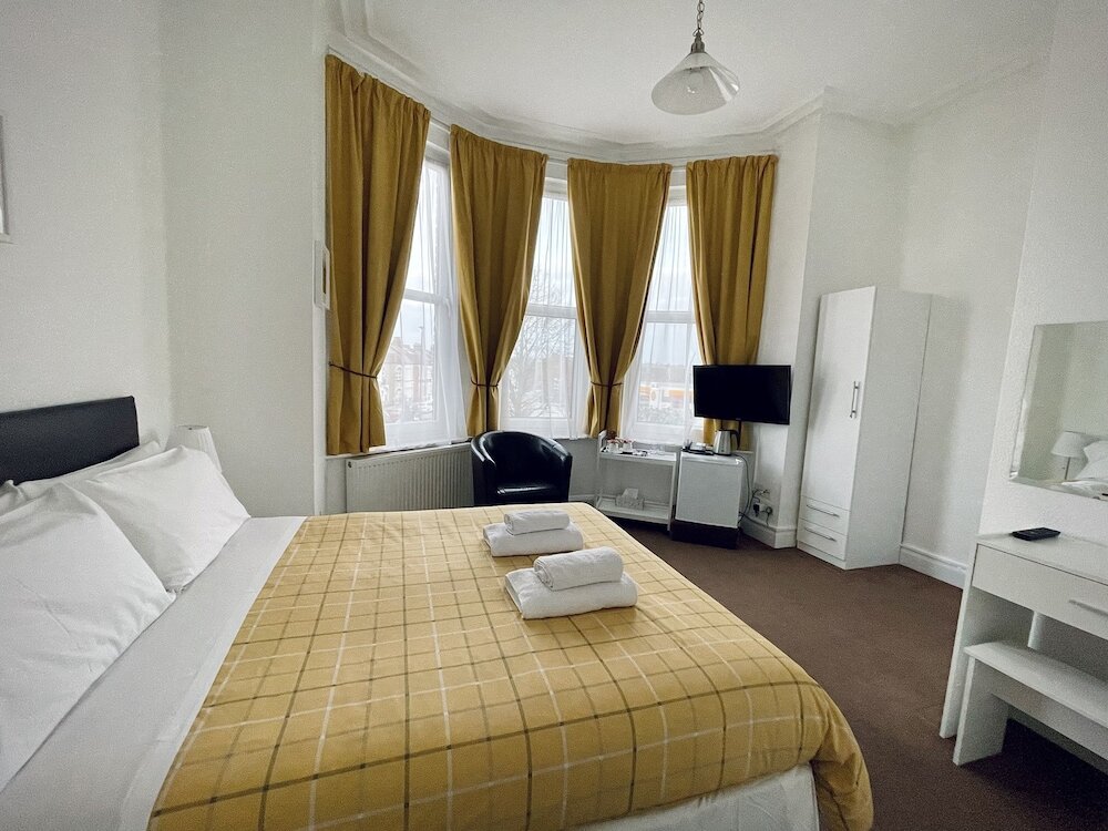 Фото Gateway Hotel