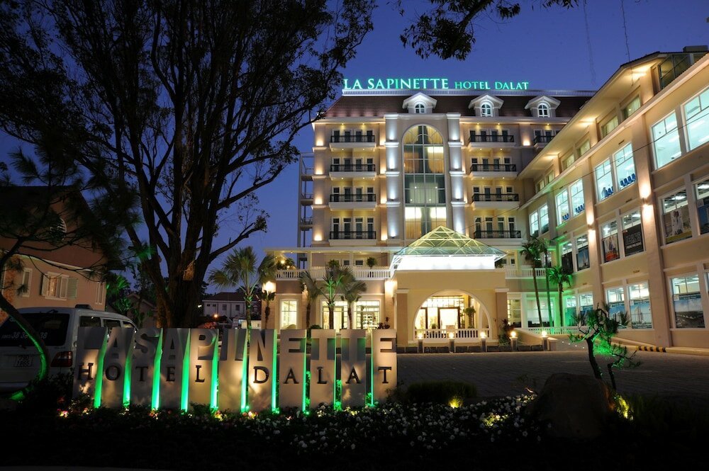 Фото La Sapinette Hotel Dalat