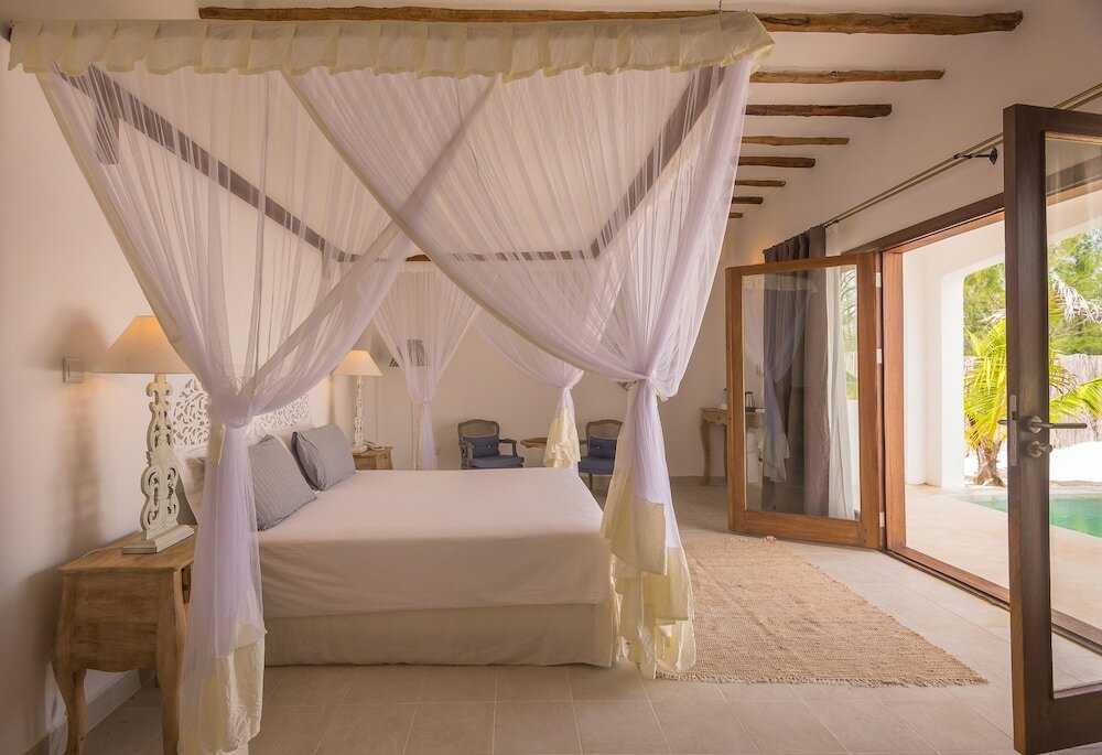 Фото Konokono Beach Resort and Isaraya Over Water Villa