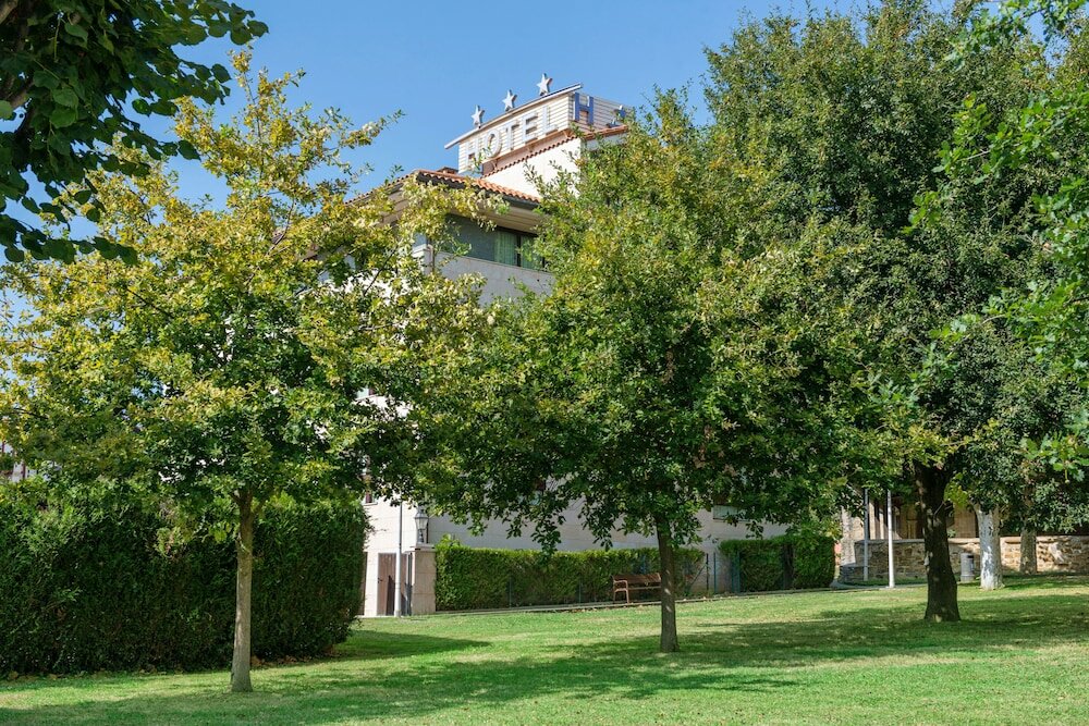 Фото Hospedium Hotel Blu Loiu