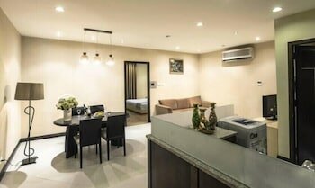 Фото Vinh Trung Plaza Apartments - Hotel