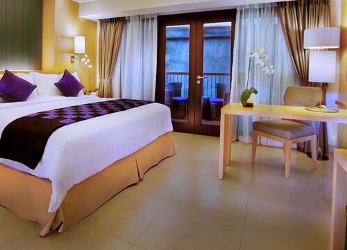 Гостиница Quest Hotel Kuta