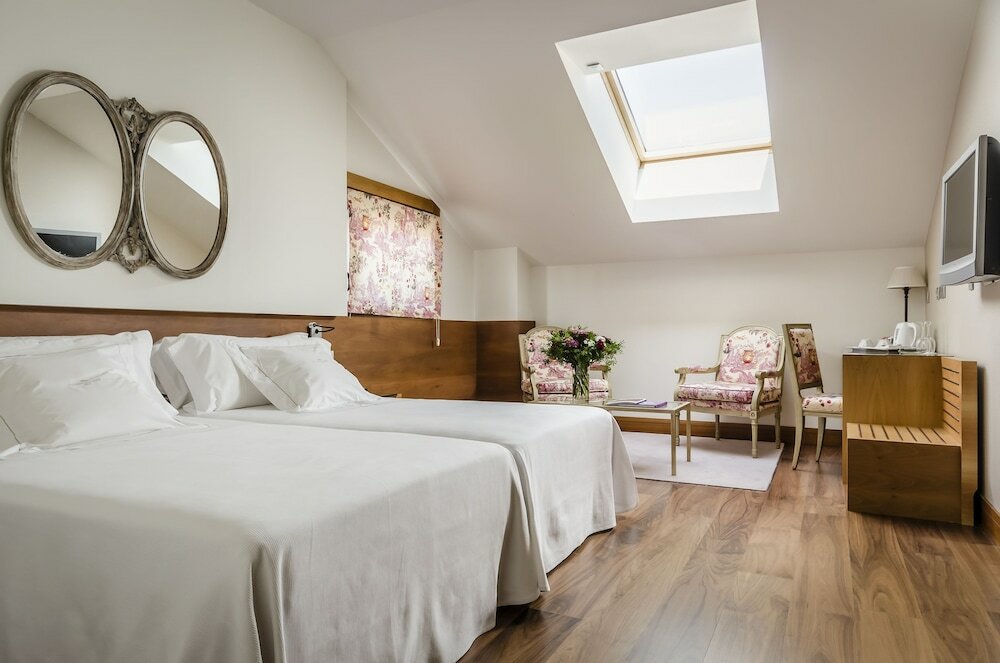 Фото Gran Hotel La Perla