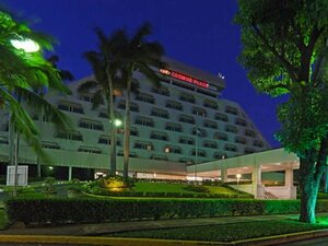 Гостиница Crowne Plaza Managua