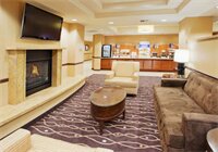 Фото Holiday Inn Express & Suites Salinas, an Ihg Hotel