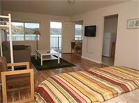 Фото Clear Lake Cottages & Marina