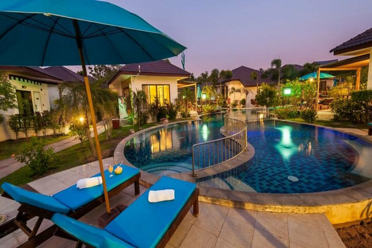 Фото Pinnacle Grand Jomtien Resort