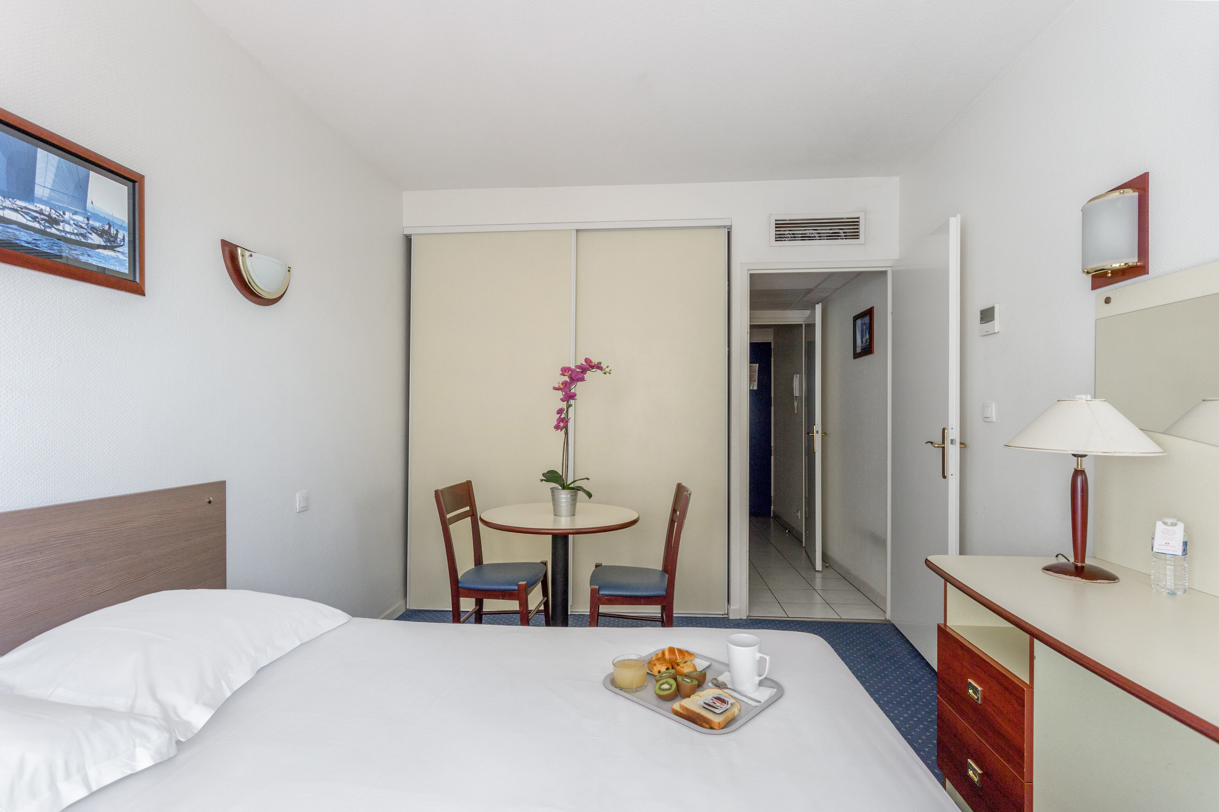 Фото Appart'City Bordeaux Centre